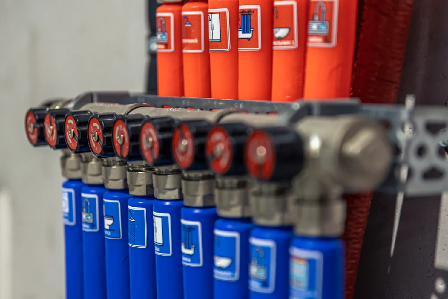 Motors for pumps and filtration systems
