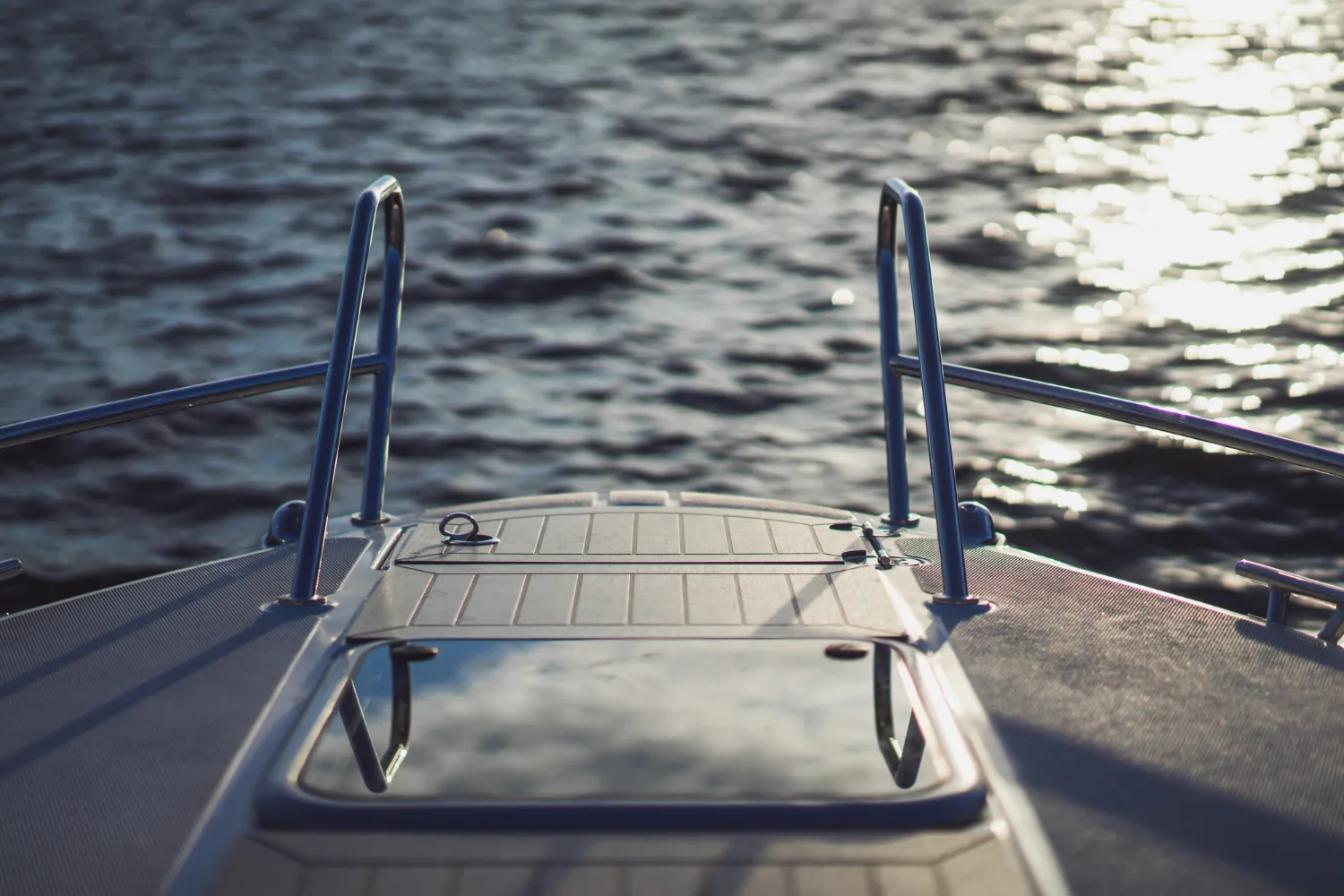 Motorized nautical accessories